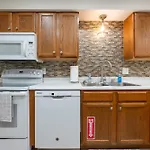 2Br Walk-In Condo - Near The 76 Strip - 2 Pools - Free Tickets Included - Fhf-11