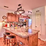 Experience Euphoria At Branson\'S Fall Creek Condo