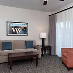 Beautiful Hotel In Mountain Vista - Studio Sleeps Up To 4