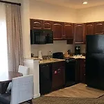 Beautiful Hotel In Mountain Vista - Studio Sleeps Up To 4