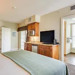 Branson Condo With Pool Access And Views, 3 Mi Dtwn!