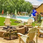 Blue Water Lodge