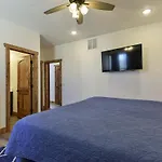 Blue Water Lodge