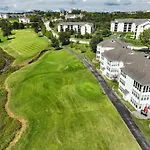 Little House On The Fairway- Luxury Golf Condo