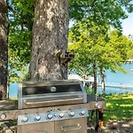 Artilla Cove Cabin 4 - Lake Views - Outdoor Pool