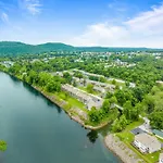 Fort Taneycomo Condo