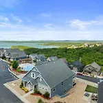 Cc115- Lakeside Landing Home