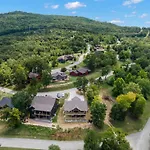 Private Hot Tub, New Home In Trophy Run, Cmty Outdoor Pool, Free Daily Tickets To Local Attractions!