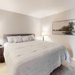 Pointe Royale Cozy Cabin Condo