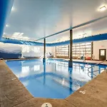 Branson Getaway With Indoor And Outdoor Pool Access!