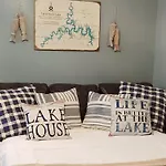 Lakeside Condo With Outdoor Theater, 4Min To Silver Dollar City