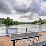 Updated Lake Taneycomo Condo With Screened Porch!