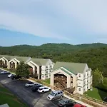 Top Floor Eagles Nest Condo With Pool And Hot Tub And Lake Views Next To Sdc