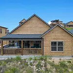 New Log Cabin, Free Local Attraction Tickets Daily, Ozark Views, Cmty Amenities!