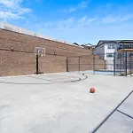 Pvt Indoor Pool-Basketball Court-Theatre Room & Hot Tub-Games-Sleeps 46-Table Rock View-Free Tickets