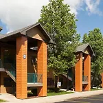 Enjoy Branson In A Great 1Bd Condo With Resort Amenities Including Mini-Golf