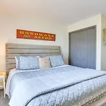Charming Branson Getaway With Fireplace And Porch