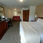 Walnut Lane Motel