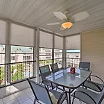 8 Mi To Silver Dollar City Branson Condo With Pool!