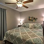 Branson Condo Near Lake And Silver Dollar City!