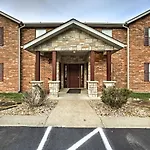 Branson Condo Near Lake And Silver Dollar City!