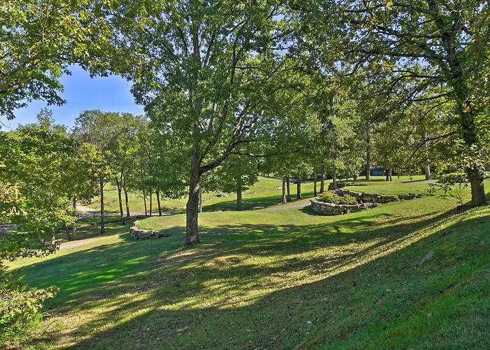 Resort Condo With Patio, 5 Mi To Branson Landing!