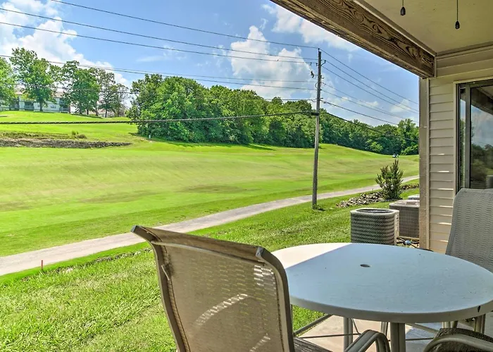 Pet-Friendly Branson Retreat With Pool And Golf Access