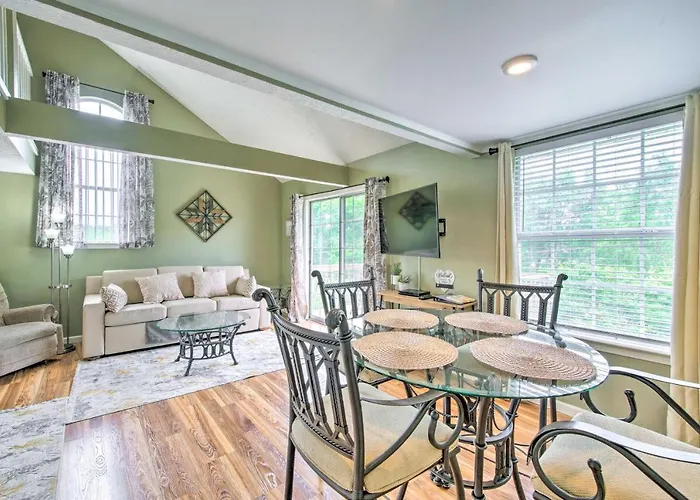 Branson Condo With Balcony - Hike, Boat And Explore!