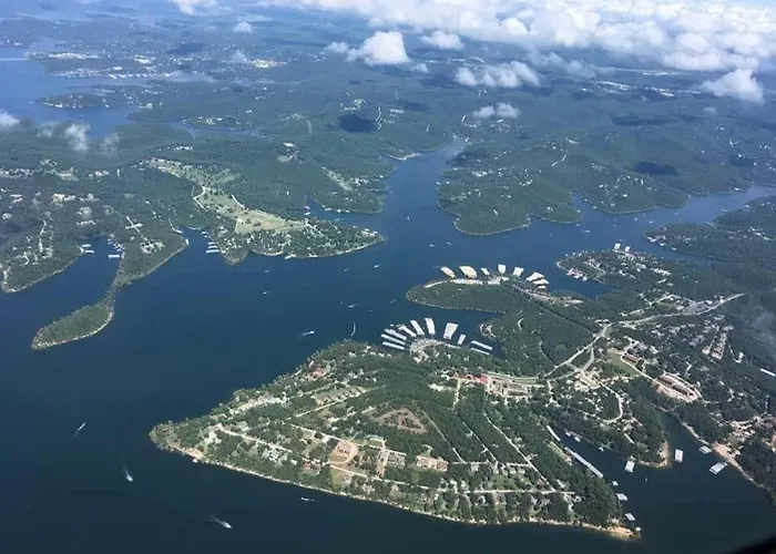 Lakefront And Lake View Indian Point Condo With Boat Slip