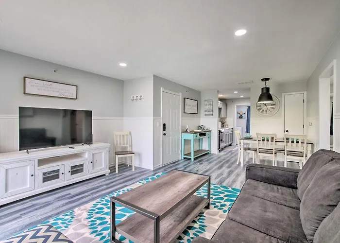 Cozy Branson Condo With Balcony And Mountain Views