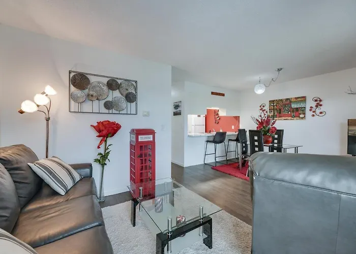 Resort Condo - 4 Miles From Branson Landing!