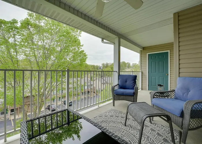 Condo With Family Amenities, 3 Mi To Branson Strip!