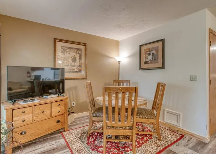 Pointe Royale Condo Retreat In Branson