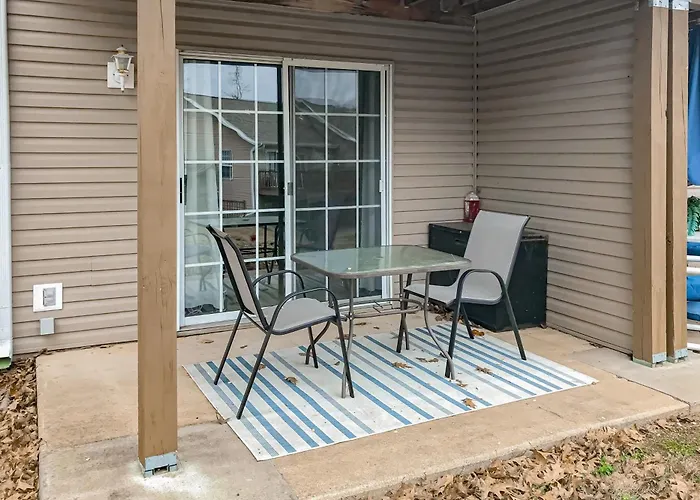 Entertainer\'S Landing, Unit 3