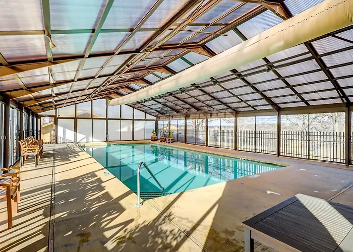 Branson Condo With Screened Patio, Pool Access