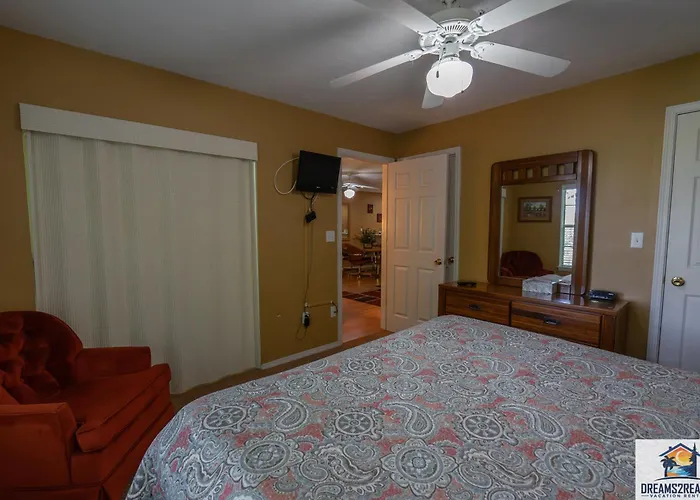 2Br Condo - King Beds - Near The 76 Strip - Free Tickets Included - Ch1-1