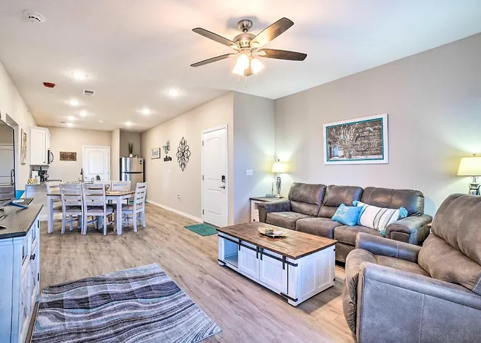 New Condo No Stairs, Branson Skyline, Games Arcade, Central