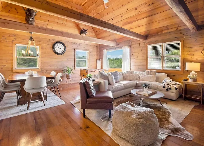 216 Ridge Lane