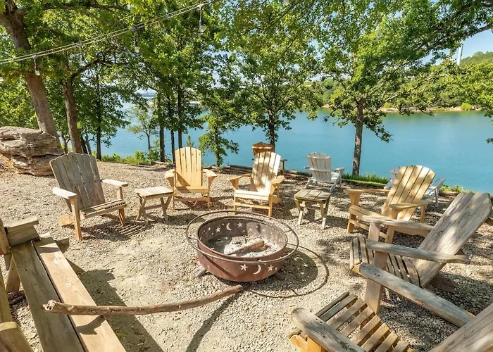 Artilla Cove Cabin 2 - Lake Views - Outdoor Pool