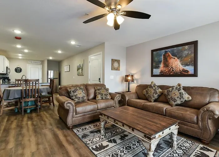 Mystic Cove Condo - Pool - Perfect Location