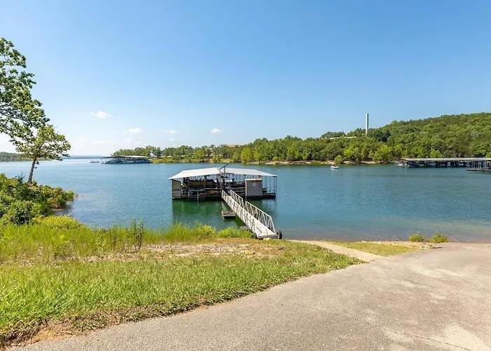 Artilla Cove Cabin 4 - Lake Views - Outdoor Pool