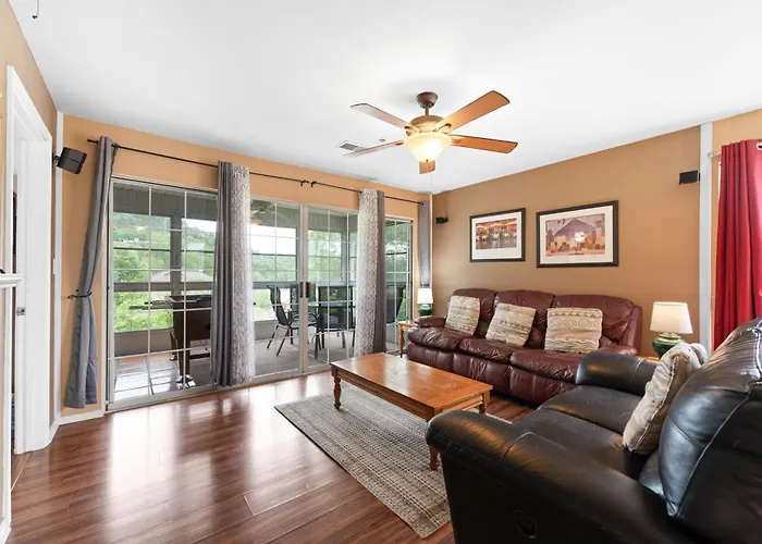 Fort Taneycomo Condo