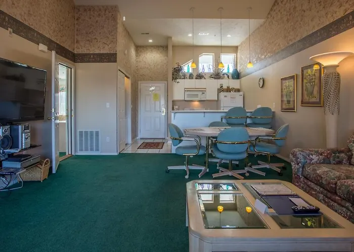 Thousand Hills Golf View Condo