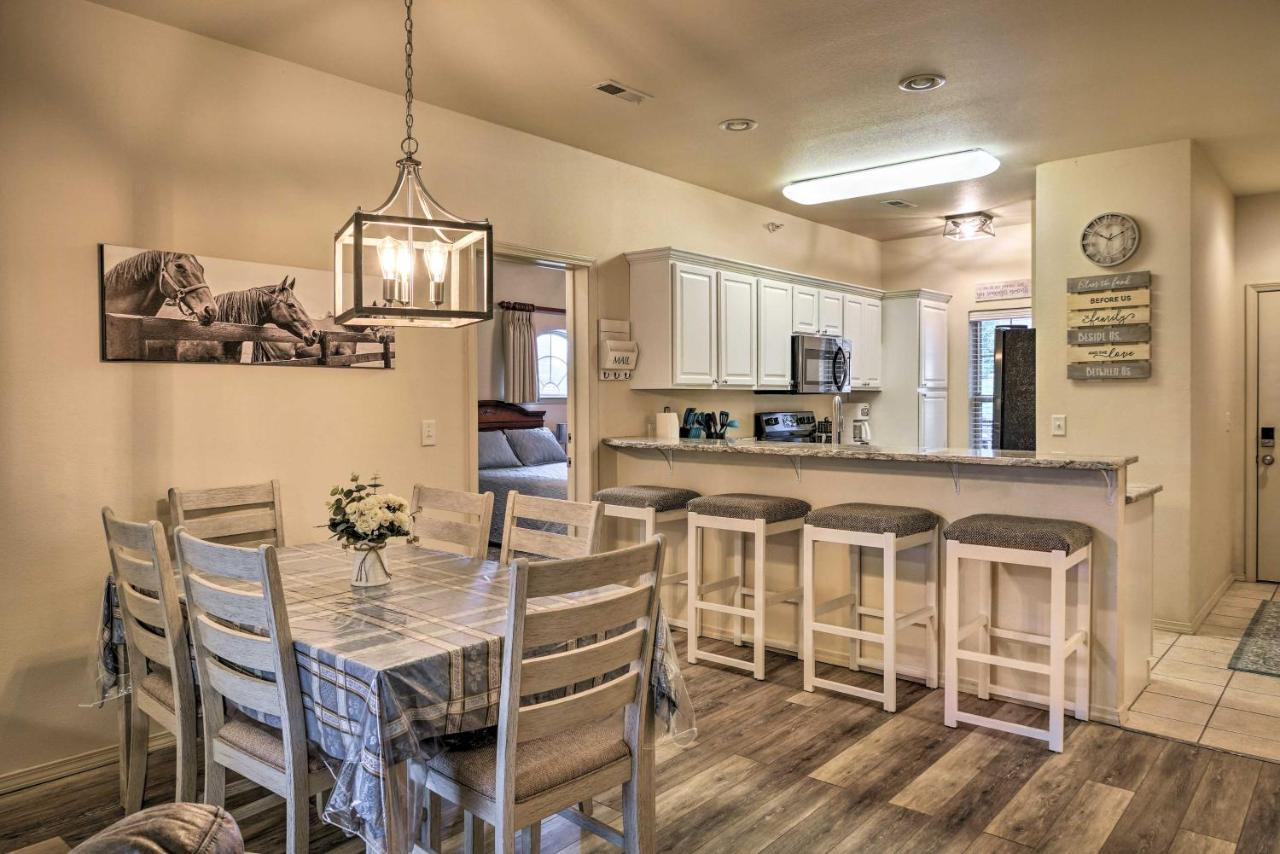Walk-in Condo, Near Silver Dollar