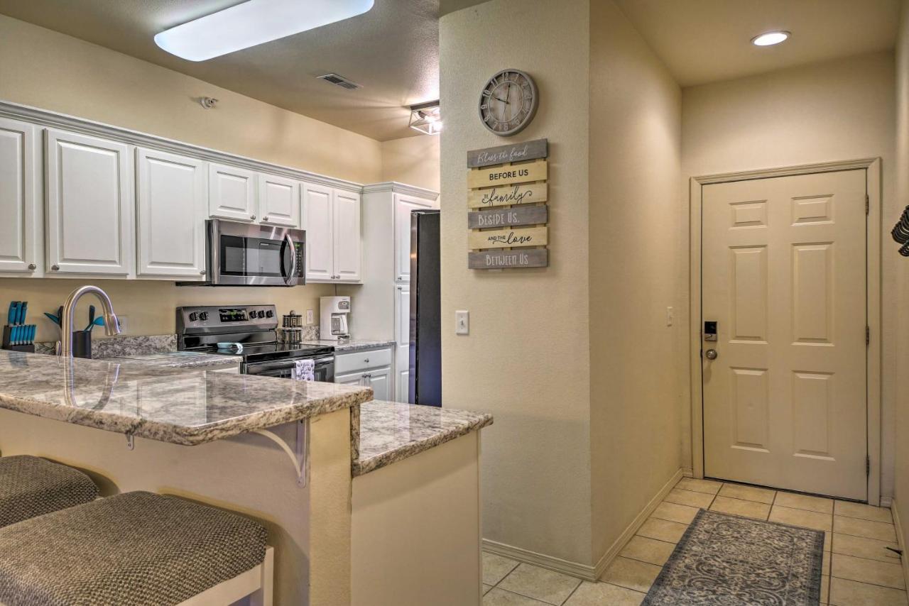 Walk-in Condo, Near Silver Dollar