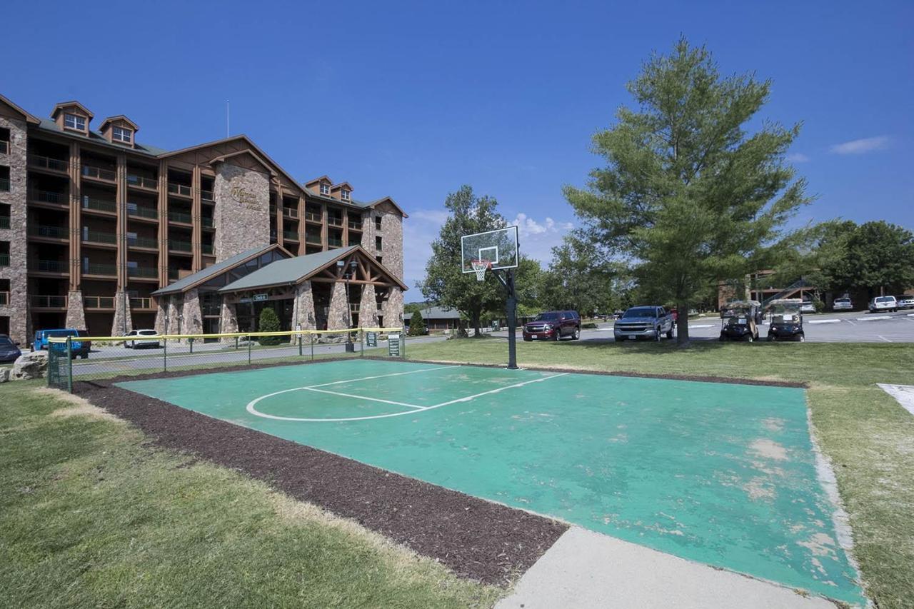 Ozarks Oasis Lodge