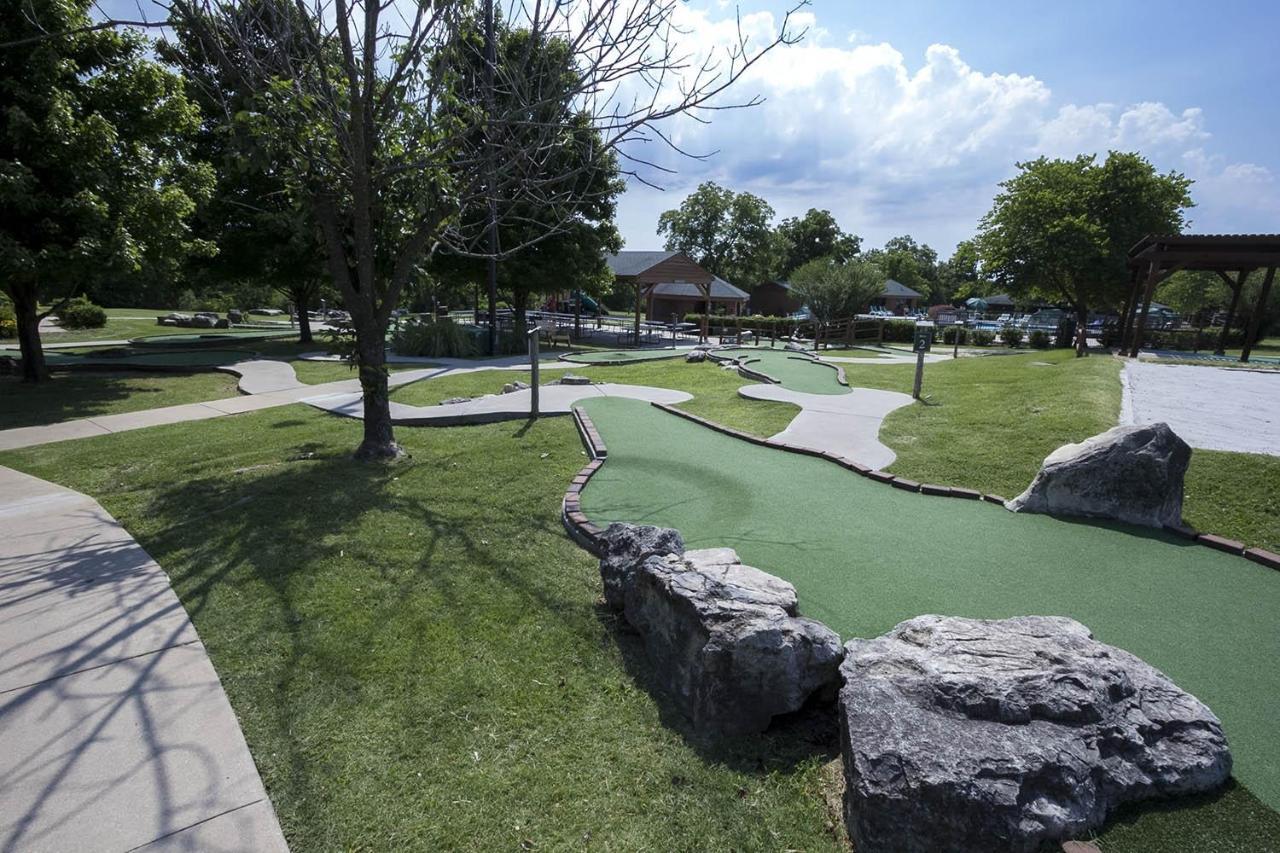 Ozarks Oasis *
