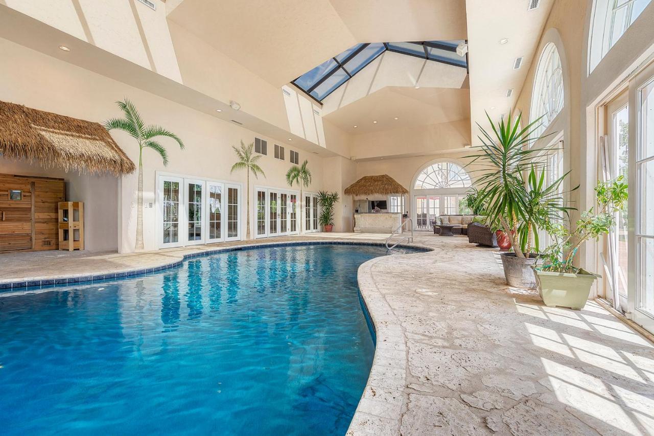 17500sqft Private Estate Indoorpool Hottub Big Lakeview Tennis Court Theater Sdc Holiday home *