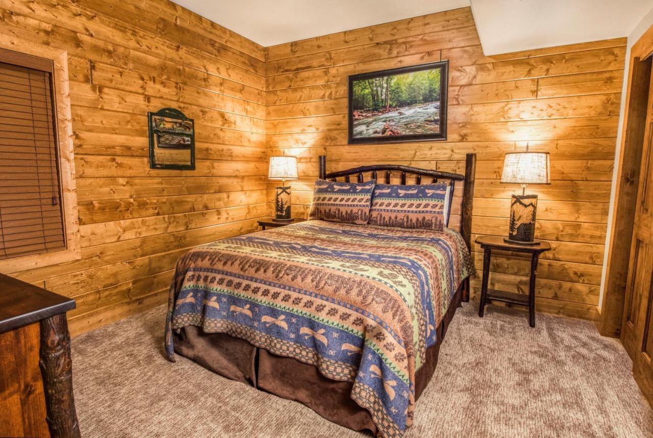 Holiday home Watermill Cove 8bed Lakefront Pool Lazy River 2 Miles To Sdc Dock