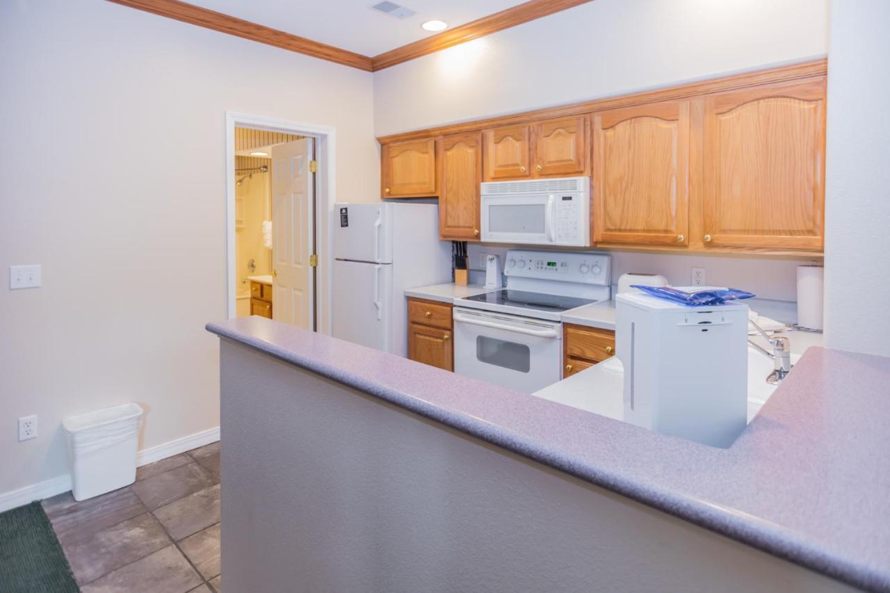 Beautiful Palace View 1br Standard * Branson